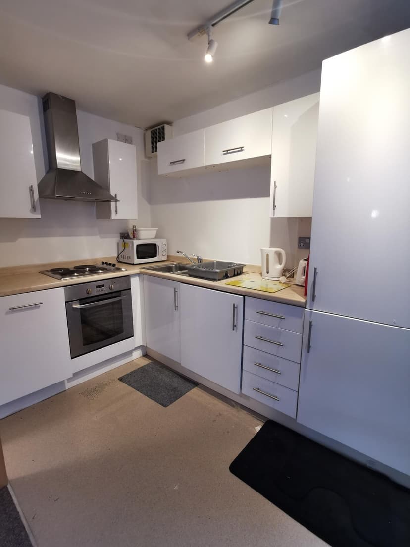 11 St Helens Road - Image 4