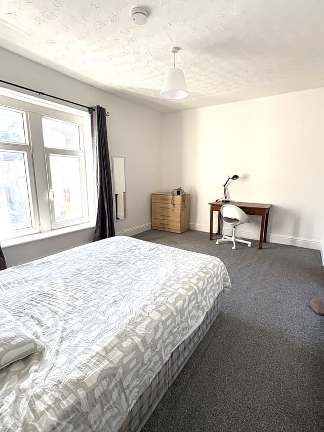 12 Marlborough Road - Image 6