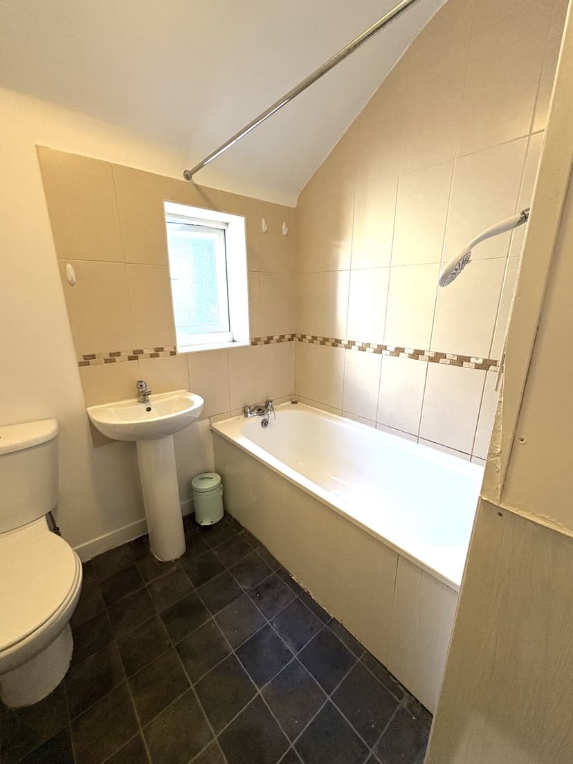 12 Marlborough Road - Image 10