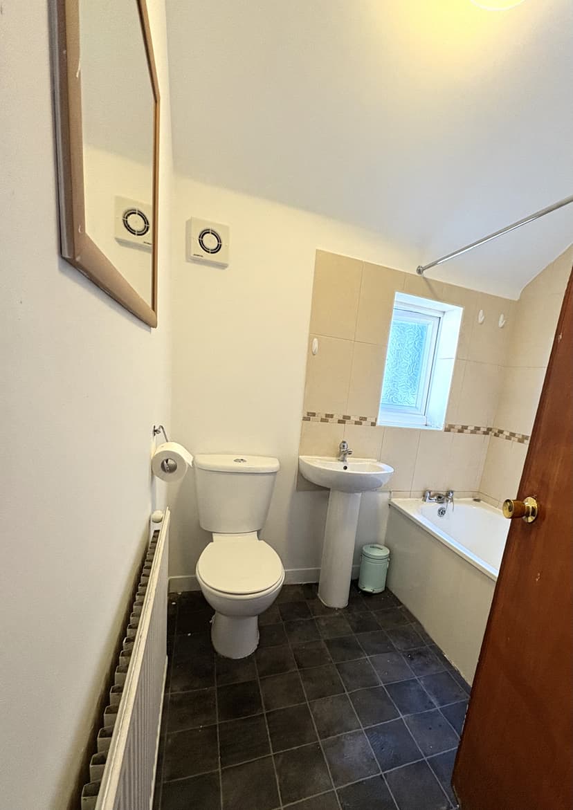 12 Marlborough Road - Image 11