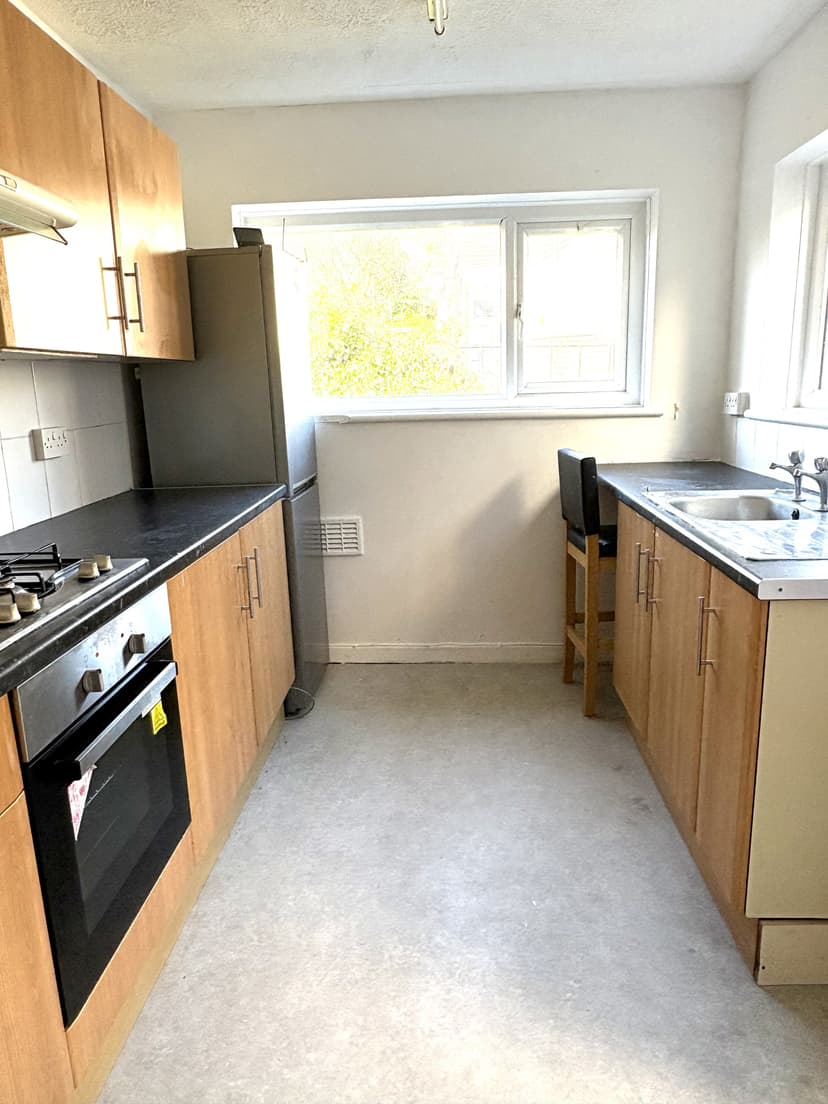 12 Marlborough Road - Image 3