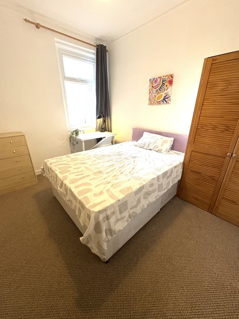 12 Marlborough Road - Image 13