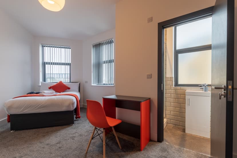 111 Fabian Way, The Vale Of Neath - Image 6