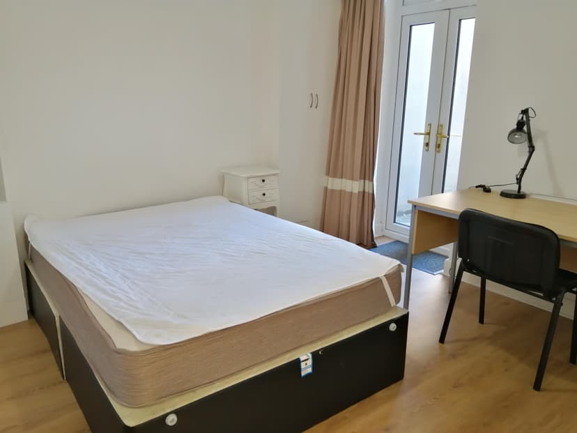 194 St Helens Avenue - Image 5