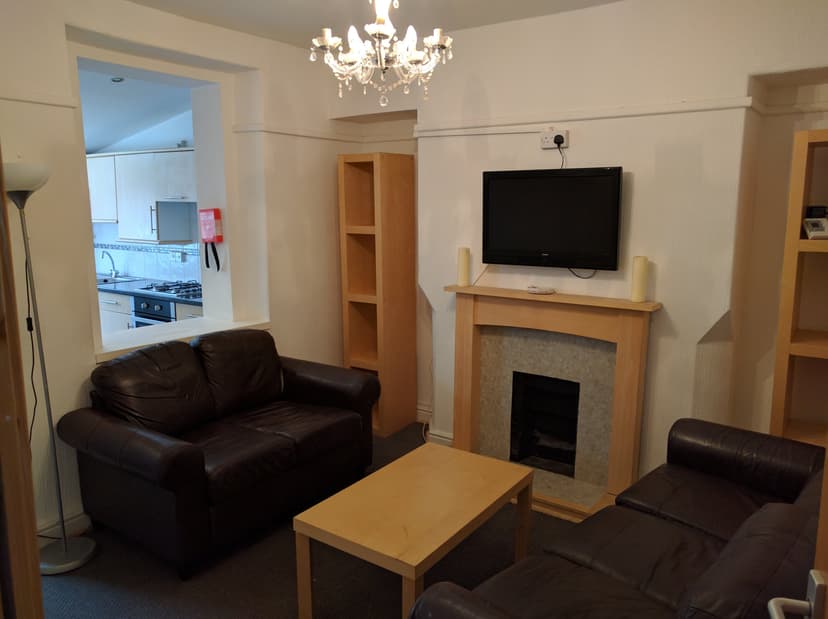 12 Spring Terrace - Image 2