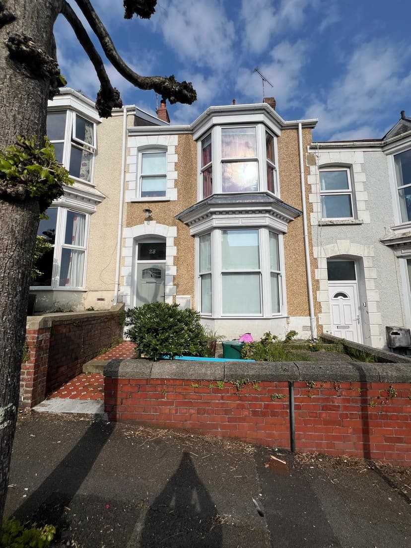 25 Pantygwydr Road - Image 1