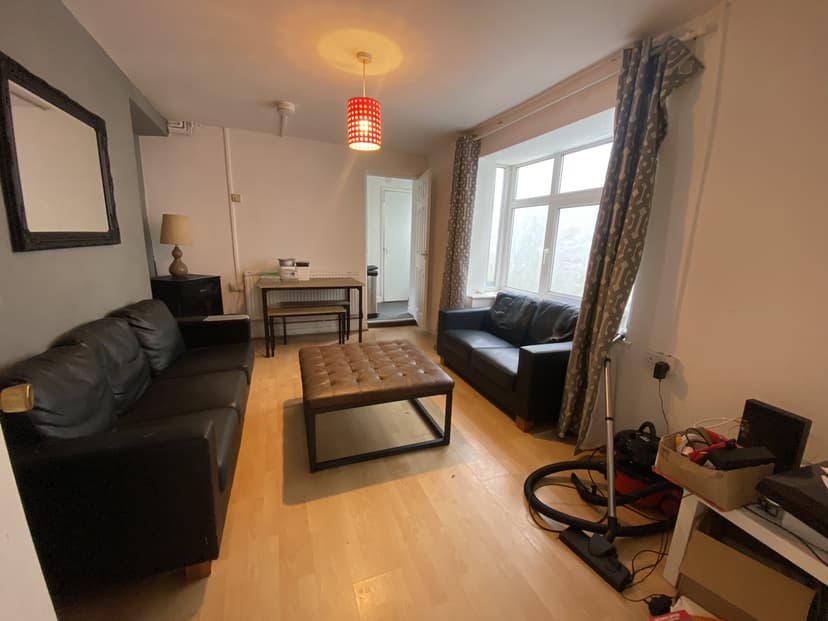 56 Cromwell Street - Image 4