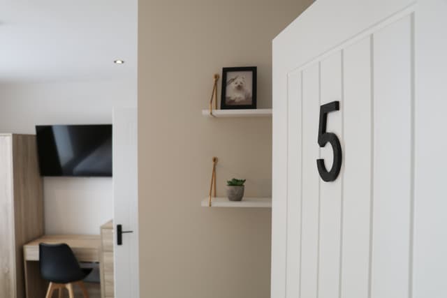 89 Hanover Street - Image 2