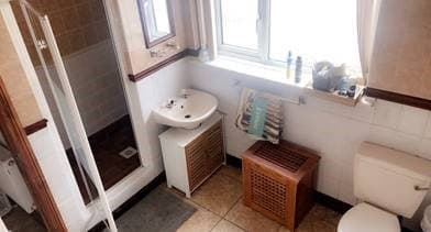 42 Gelli Street - Image 11