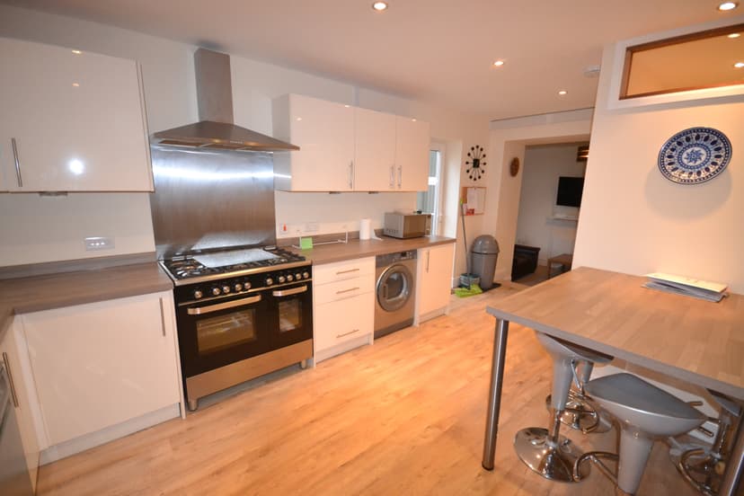 89 Rhondda Street - Image 2