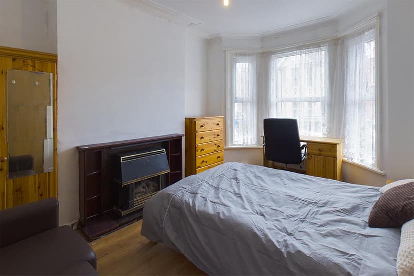 5 Thackeray Road - Image 13