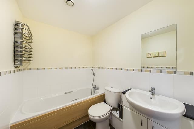 Flat 131 Gate 7, Oceana Boulevard Orchard Place - Image 7