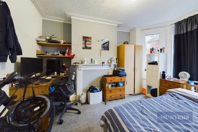 264, Dawlish Road - Image 10