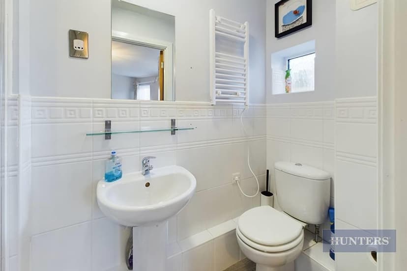 79, Harrow Road - Image 11