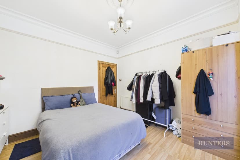 4, Reservoir Retreat - Image 9