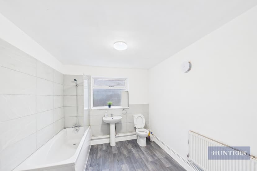 102 St. Andrews Road - Image 8