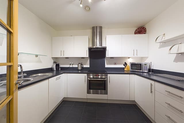 140, Bournbrook Road - Image 4