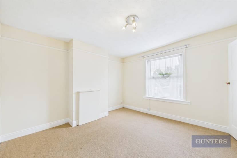 84, Gleave Road - Image 9