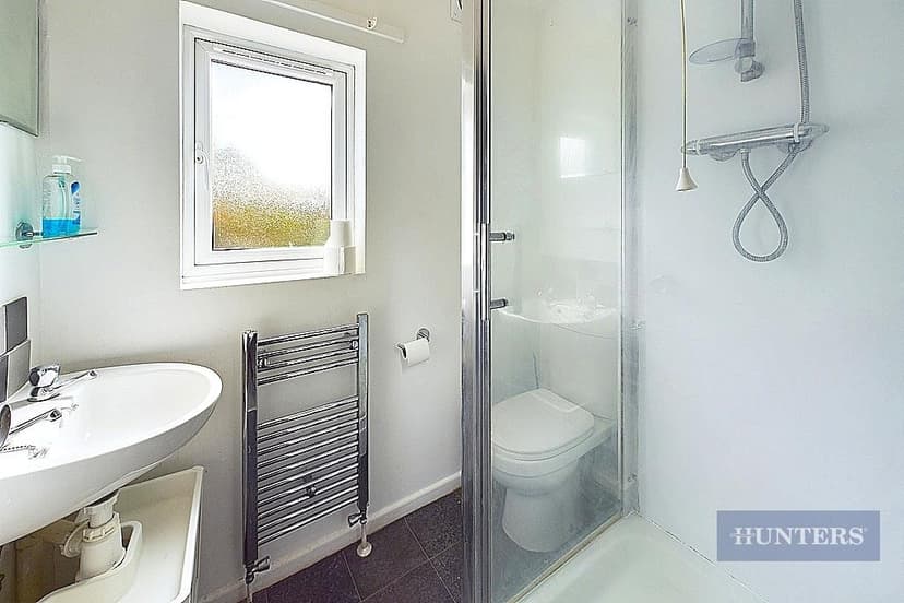 20, Harrow Road - Image 8