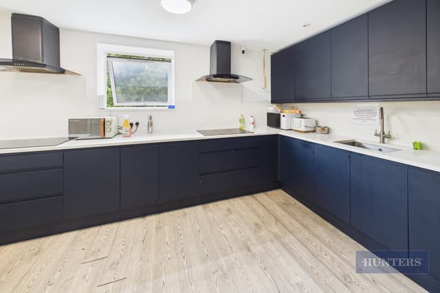 Room 2 Bevois Valley Road - Image 16