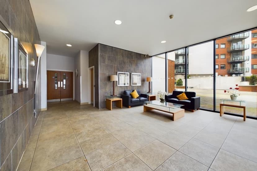 Apartment 1113, Masshouse Plaza - Image 11