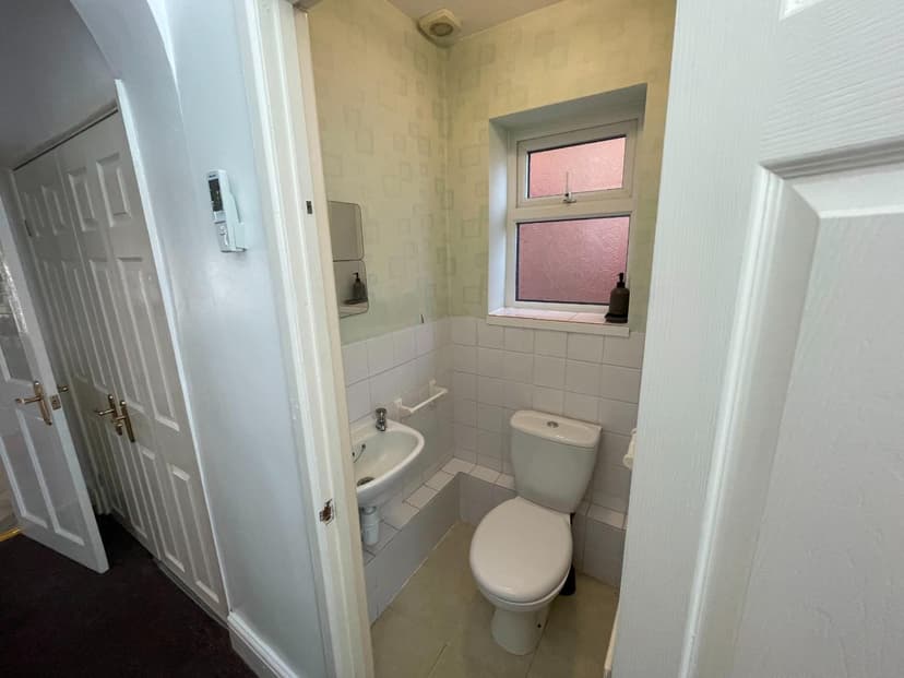131, Dawlish Road - Image 10