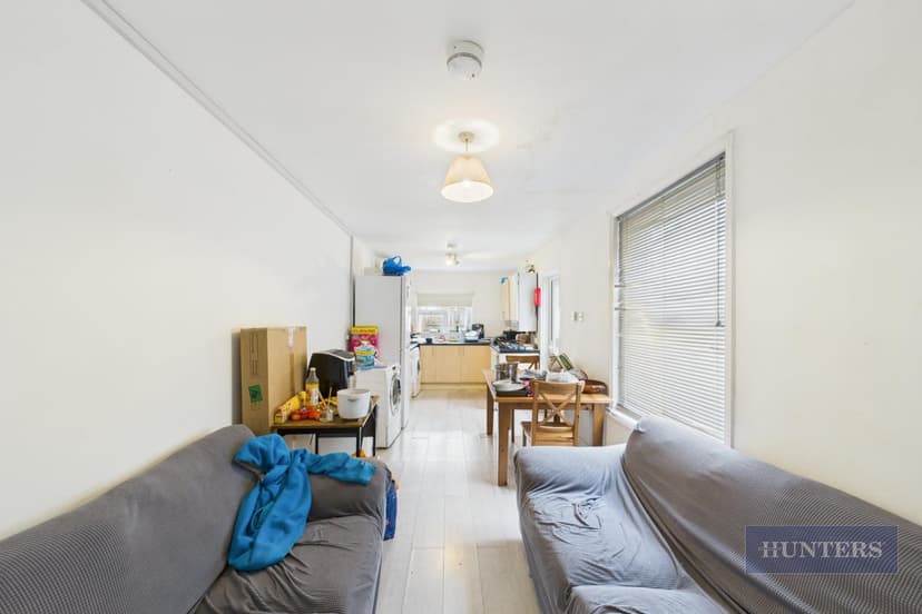 13 Milton Road - Image 4
