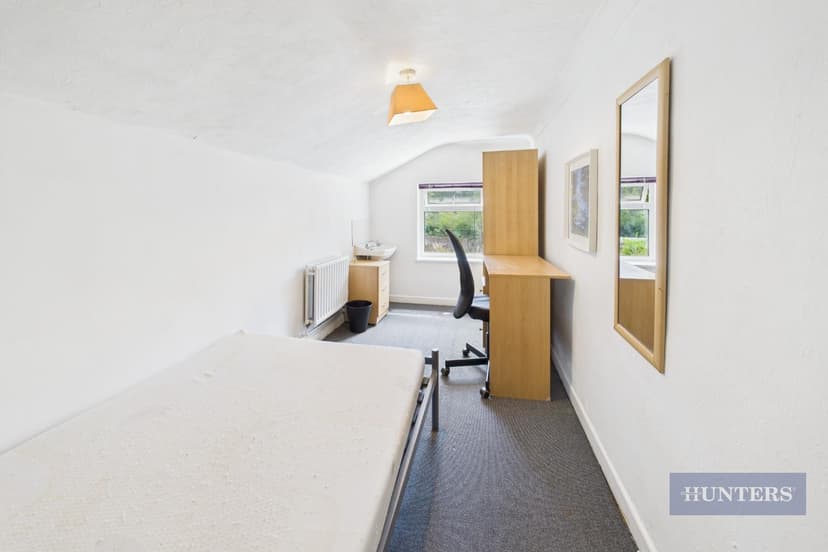 142 Osborne Road North - Image 10