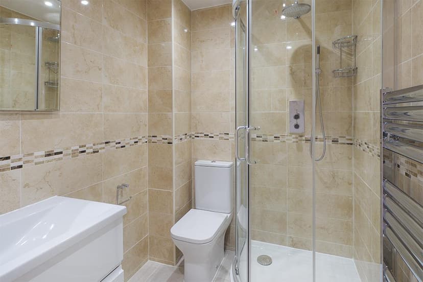 55, Hubert Road - Image 11