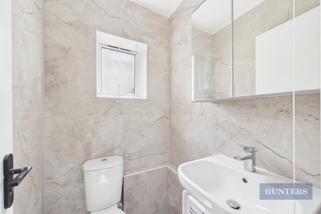 2E Ascupart Street - Image 9