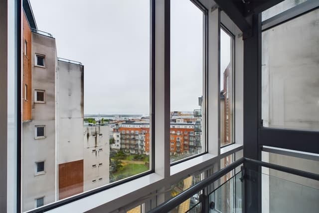 Oceana Boulevard, Flat 90 Briton Street - Image 3