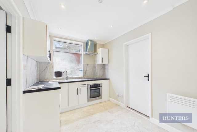 2E Ascupart Street - Image 5