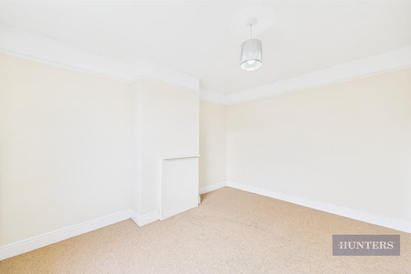 84, Gleave Road - Image 10
