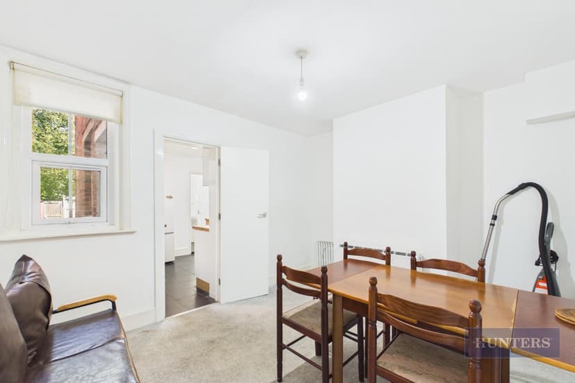 30 Highcrown Street - Image 7