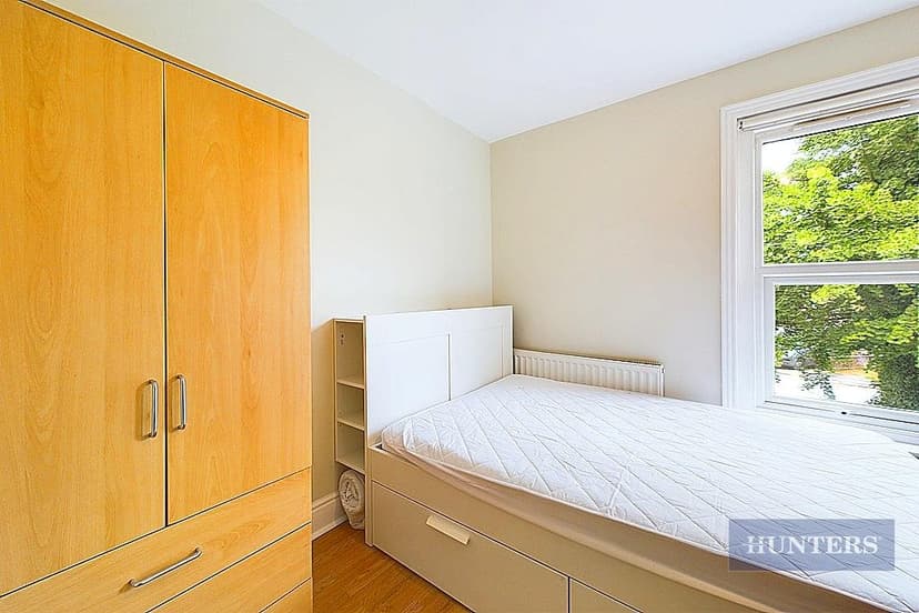 6, Luton Road - Image 7