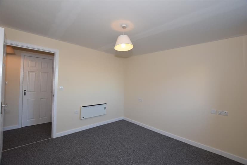 245, Heeley Road - Image 8