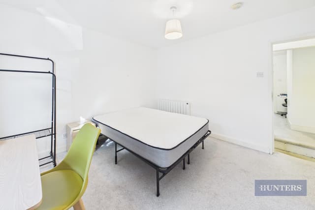 30 Highcrown Street - Image 10