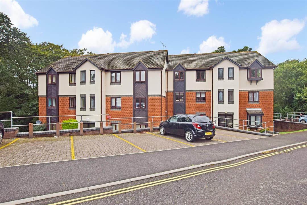 18, Bournbrook Road