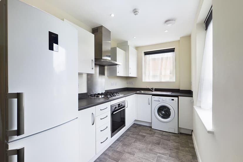74, Bournbrook Road - Image 2