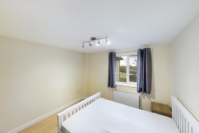 59, Harrow Road - Image 6