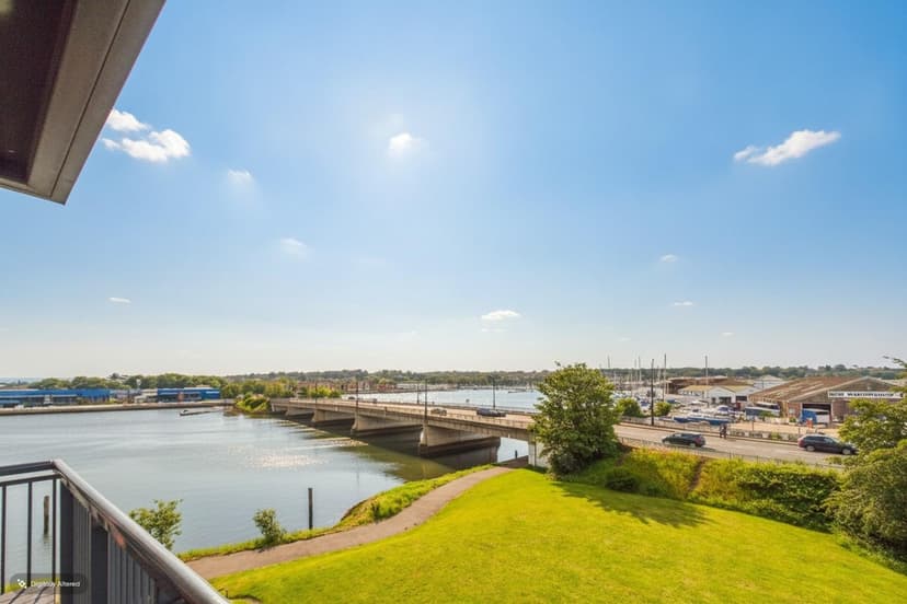 Flat 25, Television House Meridian Way - Image 2
