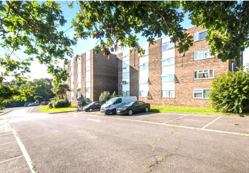 Flat 5 Duncan Court, Anson Drive - Image 10