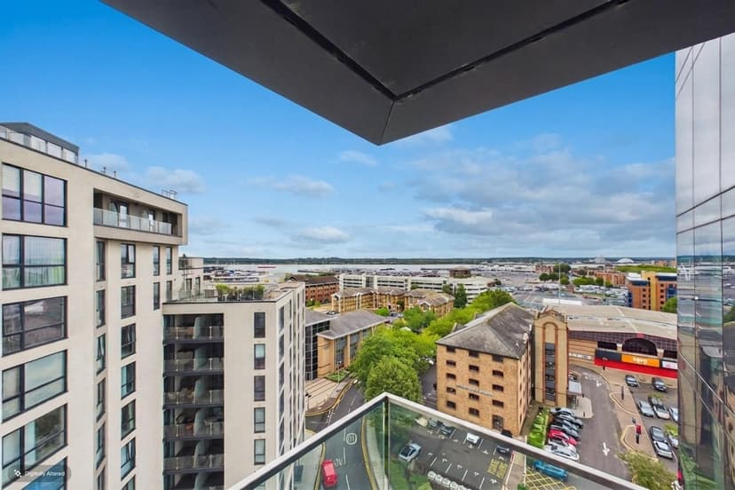 52 The Moresby Tower, Admirals Quay Ocean Way - Image 2