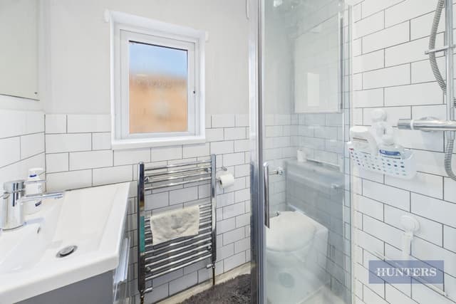 Room 4, 20 Ranelagh Gardens - Image 6