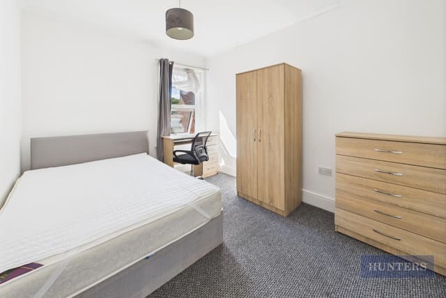 Room 4, 75 Westminster Road - Image 7