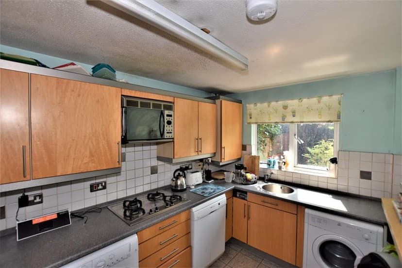 Room 3, 23 Ranelagh Gardens - Image 2