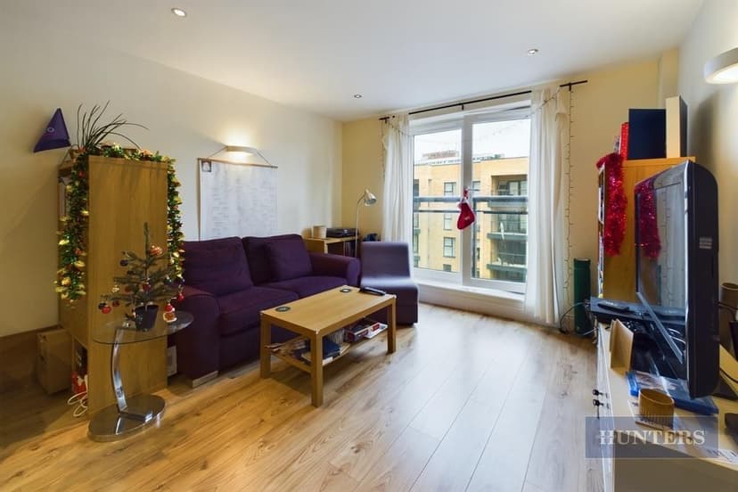 8, George Road - Image 4