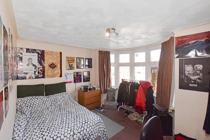 88, Hubert Road - Image 7