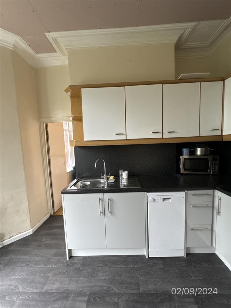 2 Clun Terrace - Image 2