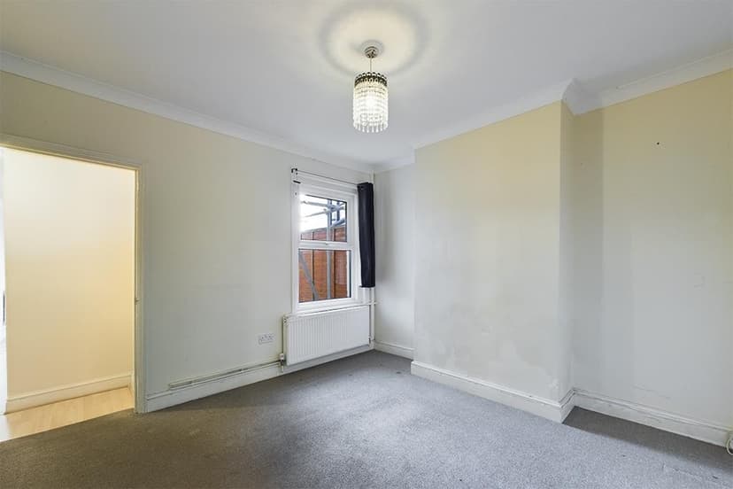 23, Heeley Road - Image 4